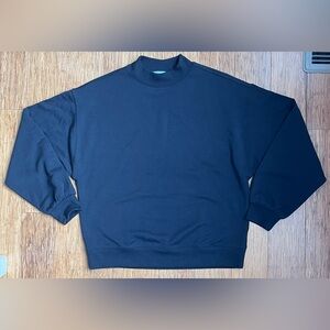 DSG mockneck Girls Sweatshirt Black size large. 1614